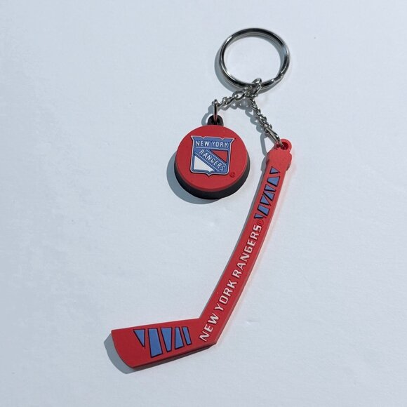 New York Rangers NHL Hockey Stick & Puck Keychain - Picture 1 of 2